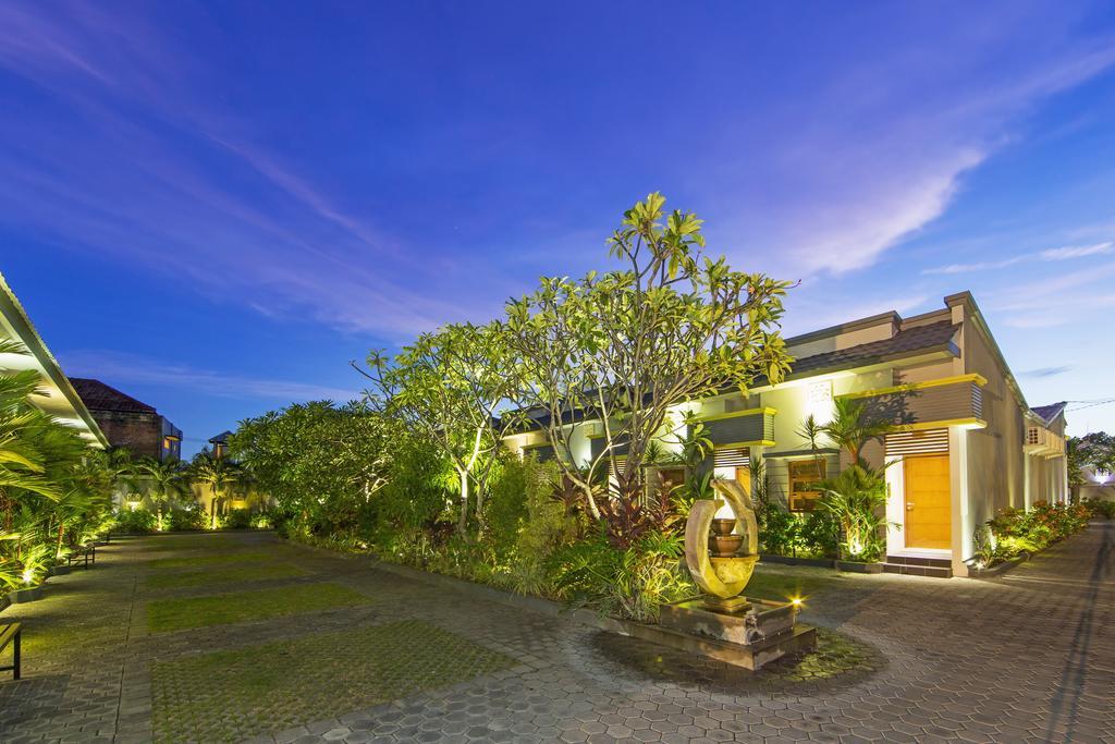 The Banyumas Villa Denpasar  Exterior photo