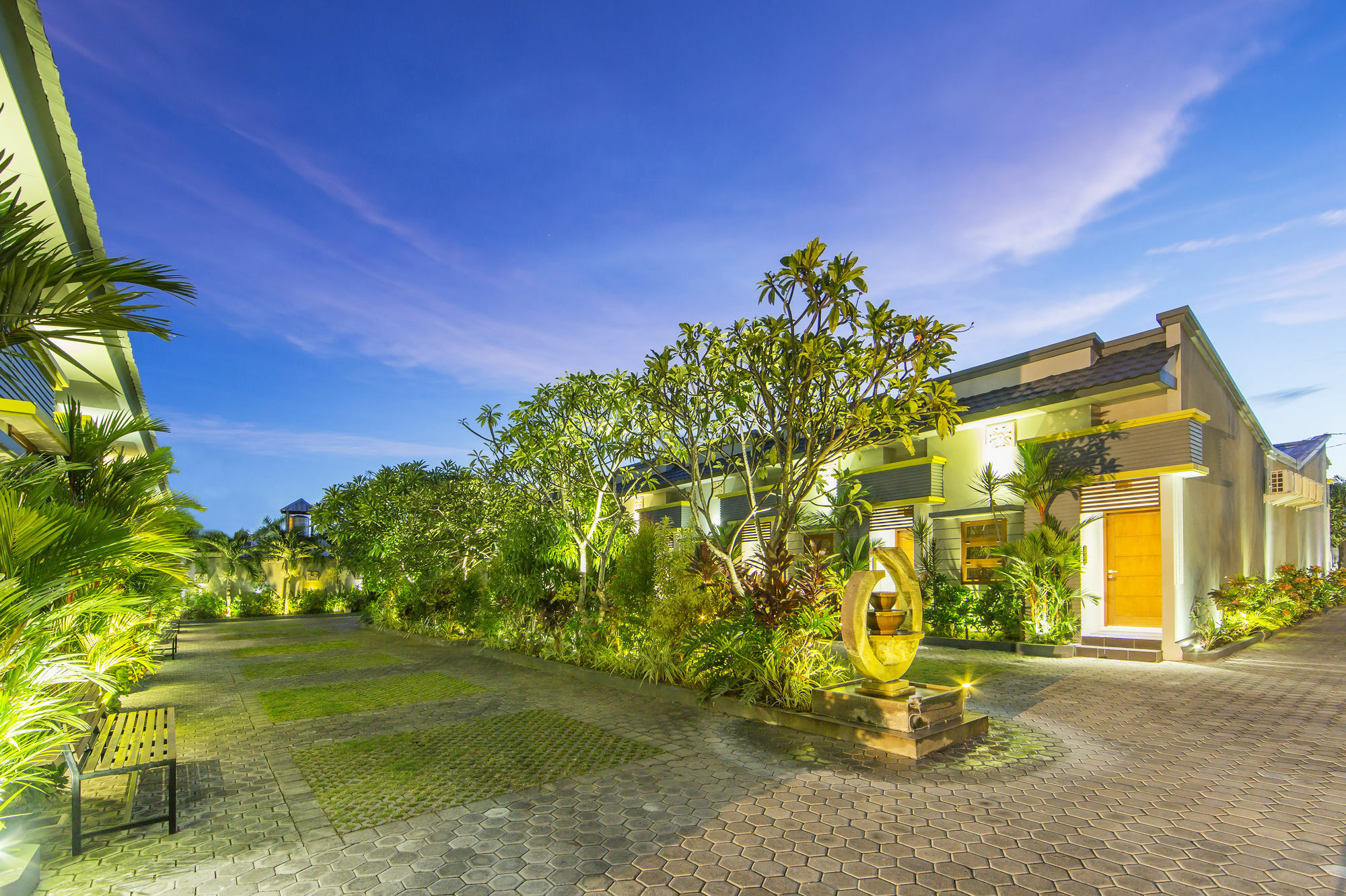 The Banyumas Villa Denpasar  Exterior photo